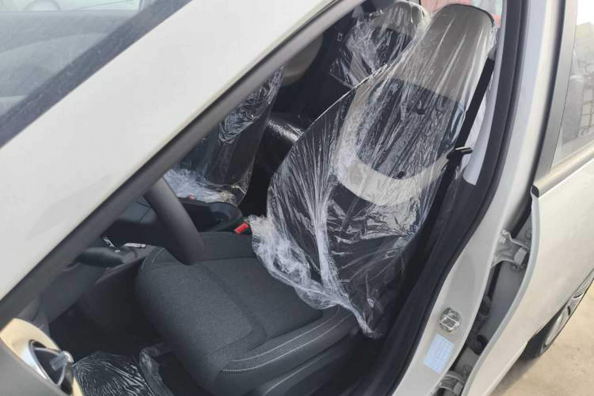 Used Wuling Bingo 2024 203km Light Edition Left Front Seat