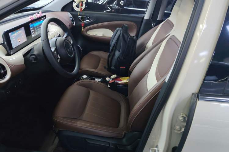 Used Wuling Bingo 2024 333 km Enjoyment Version Left Front Seat