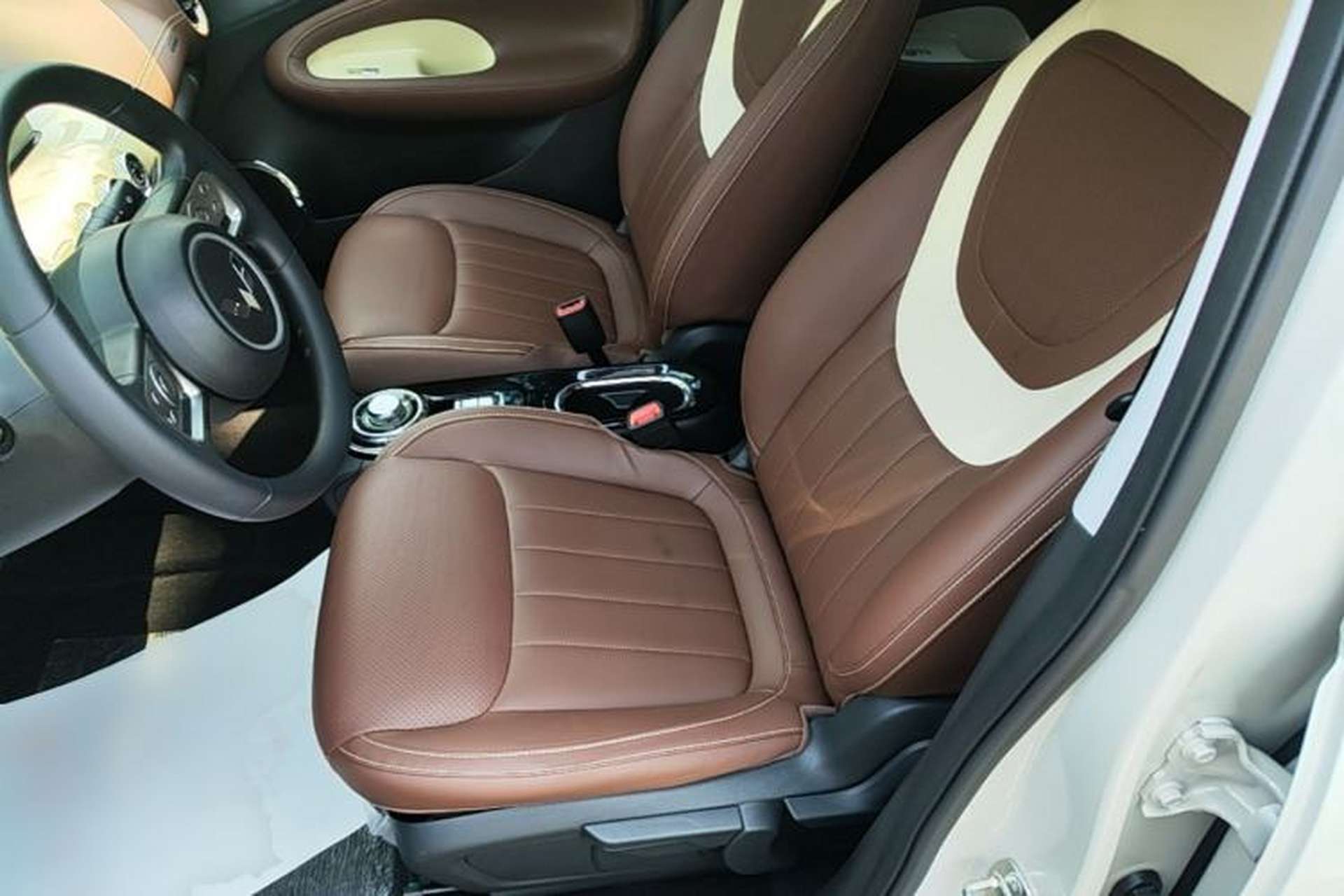 Used Wuling Bingo 2024 333 km Enjoyment Version Left Front Seat