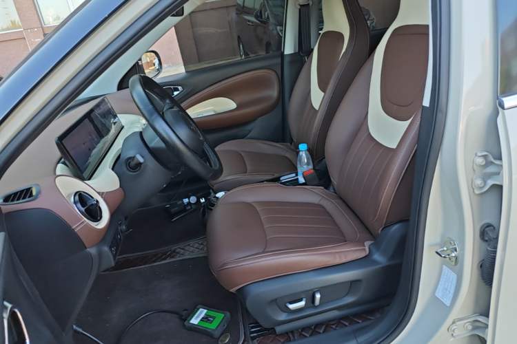 Used Wuling Bingo 2024 333 km Lingxi Connected Version Left Front Seat