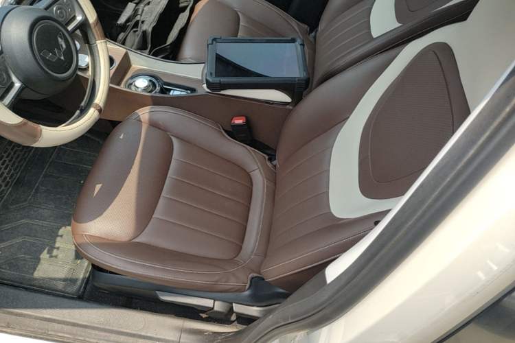 Used Wuling Bingo 2024 333 km Enjoyment Version Left Front Seat