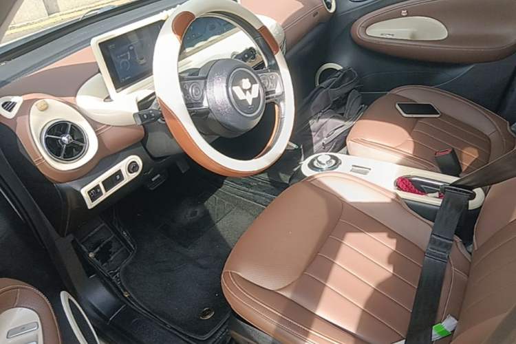 Used Wuling Bingo 2024 333 km Enjoyment Version Left Front Seat