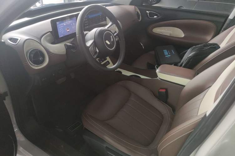 Used Wuling Bingo 2024 333 km Enjoyment Version Left Front Seat