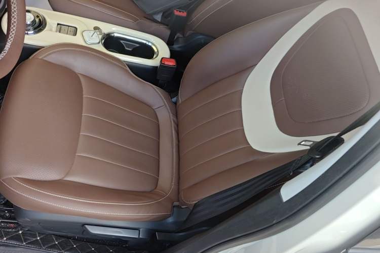 Used Wuling Bingo 2024 333 km Enjoyment Version Left Front Seat