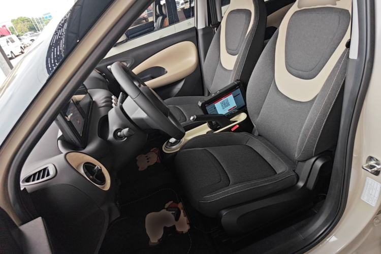 Used Wuling Bingo 2024 203km Light Edition Left Front Seat