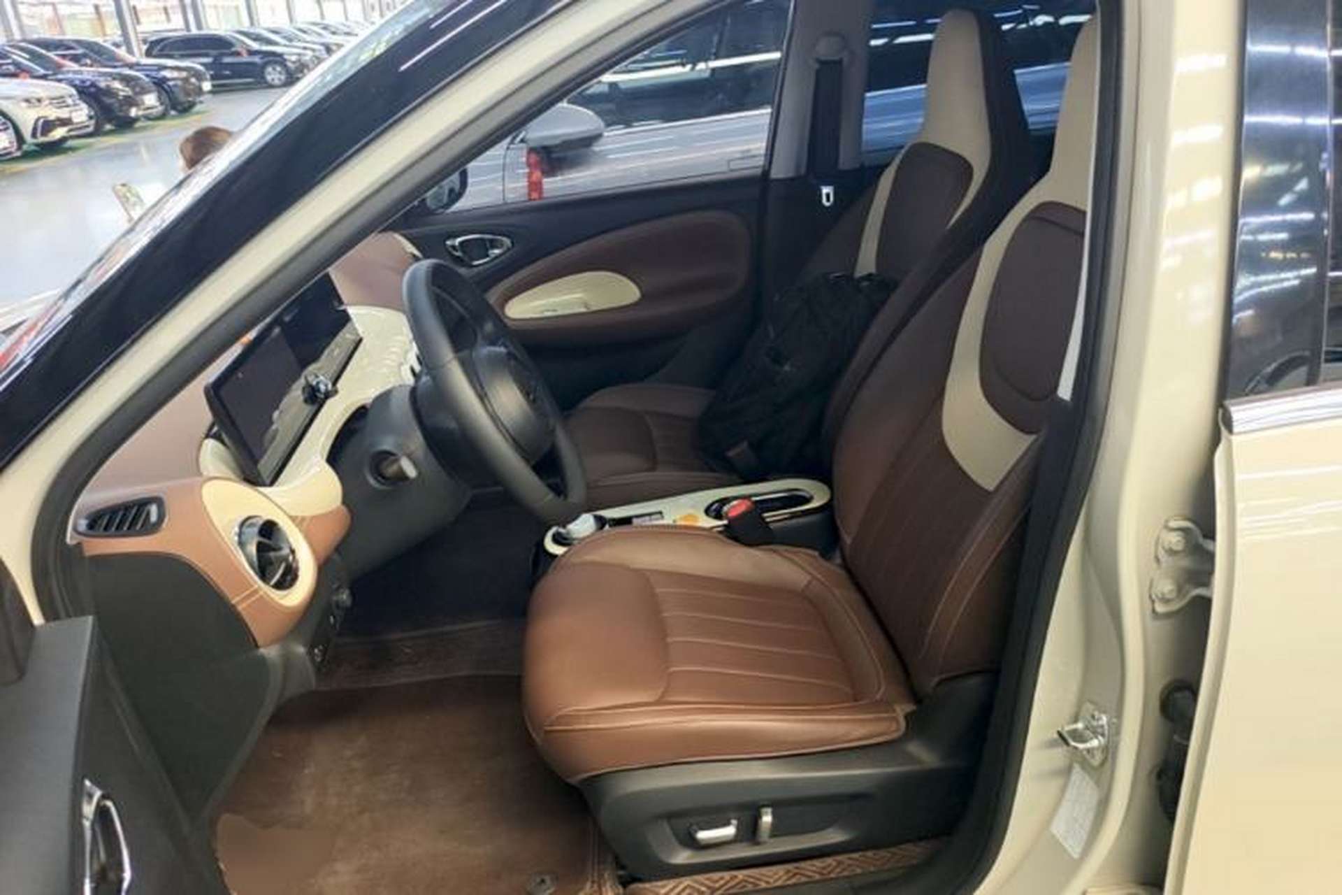Used Wuling Bingo 2024 333 km Lingxi Connected Version Left Front Seat