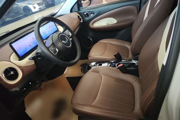Used Wuling Bingo 2024 410 km Lingxi Deluxe Edition Left Front Seat