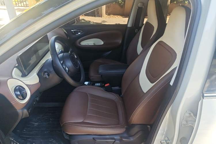 Used Wuling Bingo 2024 333 km Enjoyment Version Left Front Seat