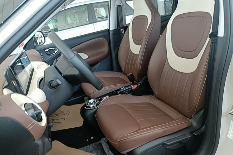 Used Wuling Bingo 2024 333 km Enjoyment Version Left Front Seat