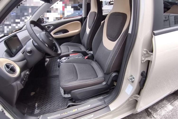 Used Wuling Bingo 2024 203km Light Edition Left Front Seat
