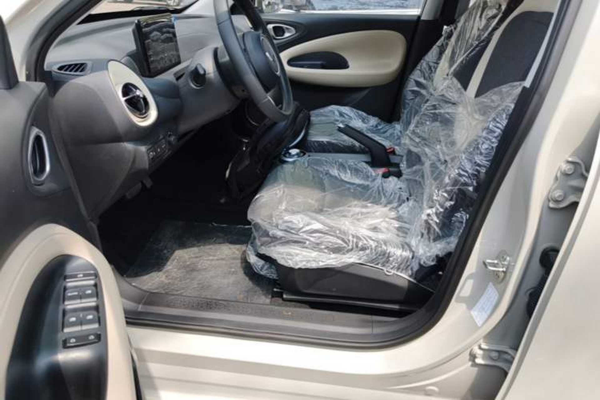 Used Wuling Bingo 2024 203km Light Edition Left Front Seat