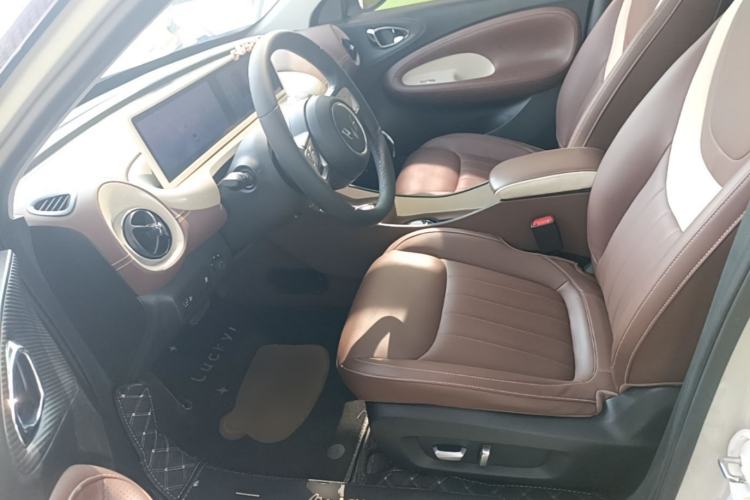 Used Wuling Bingo 2024 333 km Lingxi Connected Version Left Front Seat