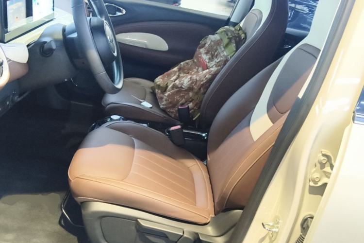 Used Wuling Bingo 2024 333 km Enjoyment Version Left Front Seat