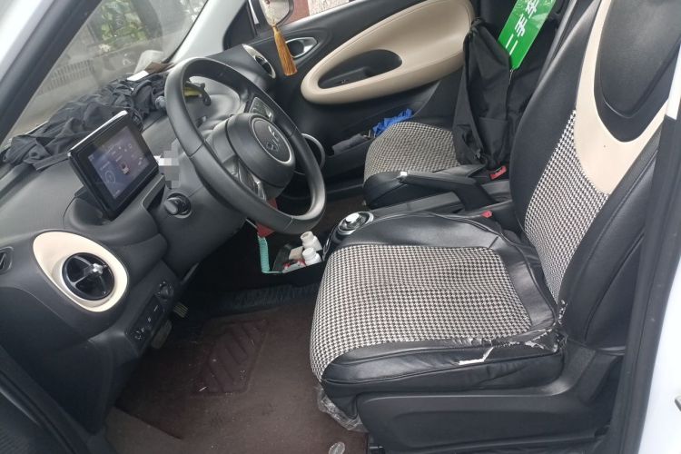 Used Wuling Bingo 2024 203km Light Edition Left Front Seat