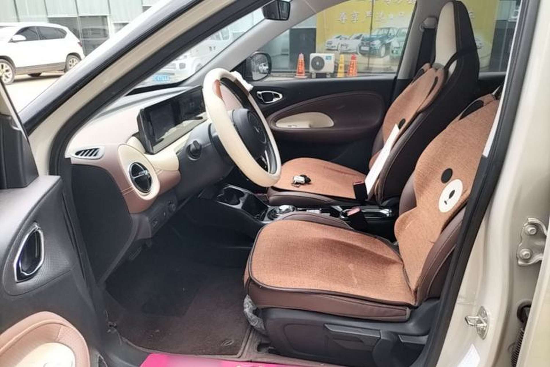 Used Wuling Bingo 2024 333 km Enjoyment Version Left Front Seat