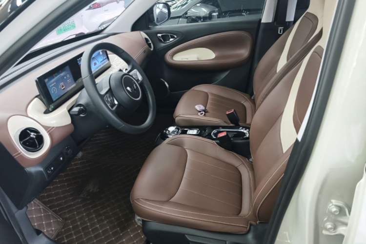 Used Wuling Bingo 2024 333 km Enjoyment Version Left Front Seat