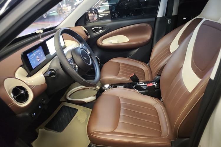 Used Wuling Bingo 2024 333 km Enjoyment Version Left Front Seat