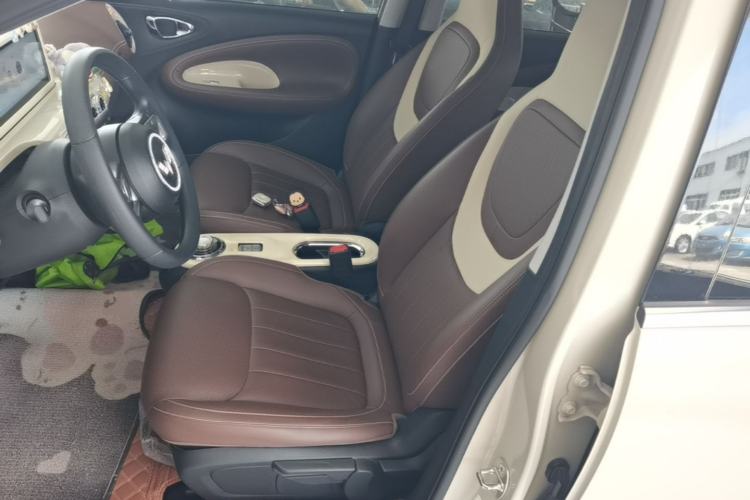 Used Wuling Bingo 2024 333 km Enjoyment Version Left Front Seat