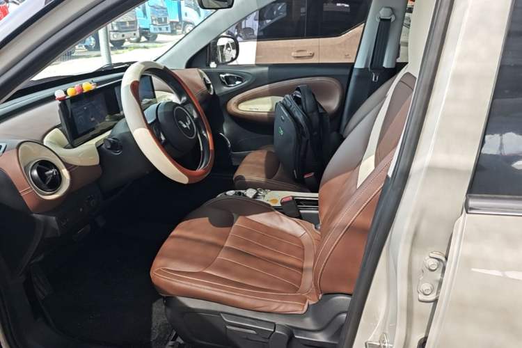 Used Wuling Bingo 2024 333 km Enjoyment Version Left Front Seat