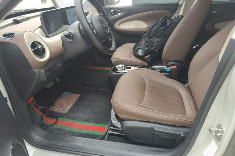 Used Wuling Bingo 2024 333 km Enjoyment Version Left Front Seat