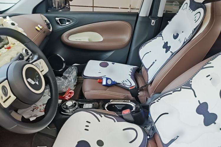 Used Wuling Bingo 2024 333 km Enjoyment Version Left Front Seat