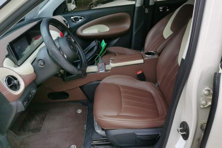 Used Wuling Bingo 2024 333 km Enjoyment Version Left Front Seat