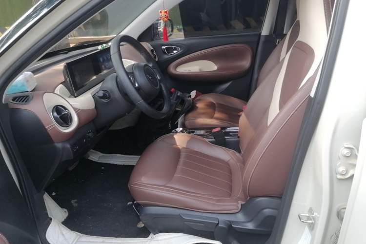 Used Wuling Bingo 2024 333 km Enjoyment Version Left Front Seat