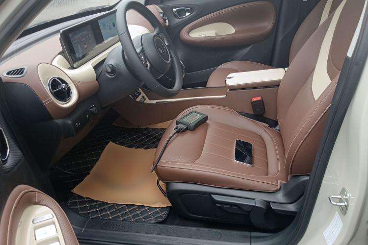 Used Wuling Bingo 2024 333 km Enjoyment Version Left Front Seat
