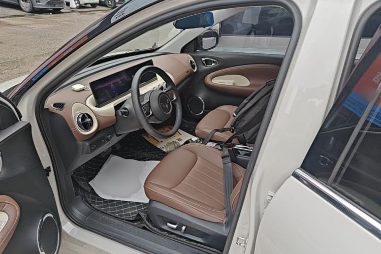 Used Wuling Bingo 2024 333 km Lingxi Connected Version Left Front Seat