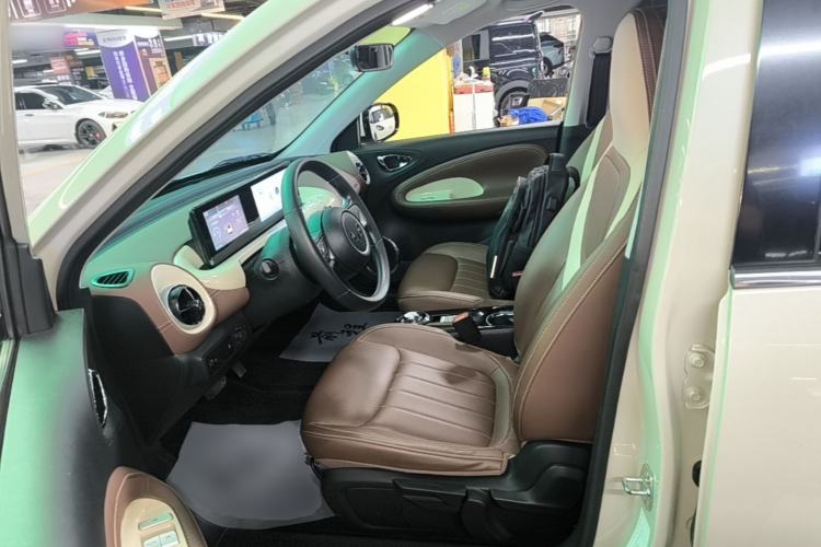Used Wuling Bingo 2024 333 km Enjoyment Version Left Front Seat
