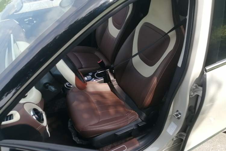 Used Wuling Bingo 2024 333 km Lingxi Connected Version Left Front Seat