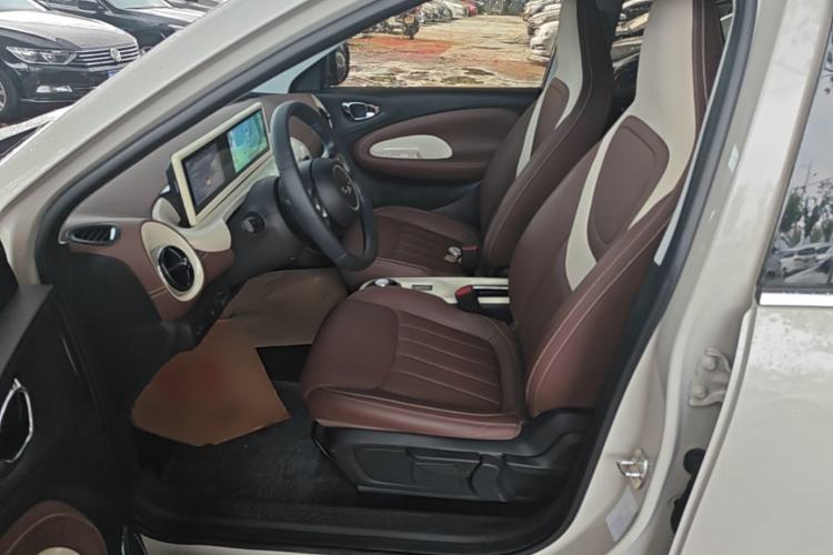 Used Wuling Bingo 2024 333 km Enjoyment Version Left Front Seat