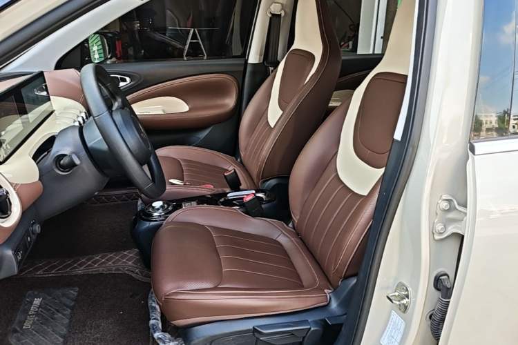 Used Wuling Bingo 2024 333 km Enjoyment Version Left Front Seat
