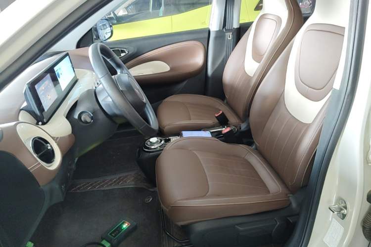 Used Wuling Bingo 2024 333 km Enjoyment Version Left Front Seat
