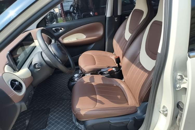 Used Wuling Bingo 2024 333 km Enjoyment Version Left Front Seat