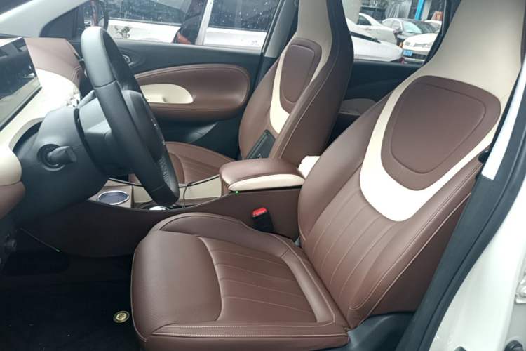 Used Wuling Bingo 2024 333 km Lingxi Connected Version Left Front Seat