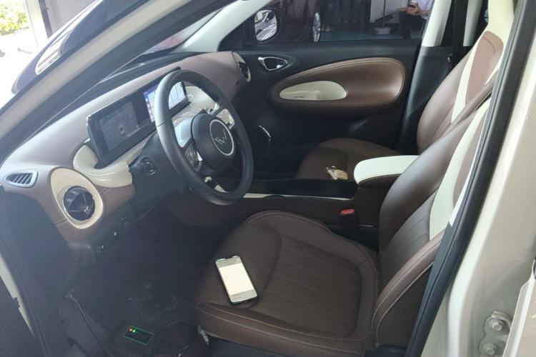 Used Wuling Bingo 2024 333 km Enjoyment Version Left Front Seat