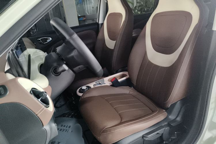 Used Wuling Bingo 2024 333 km Enjoyment Version Left Front Seat