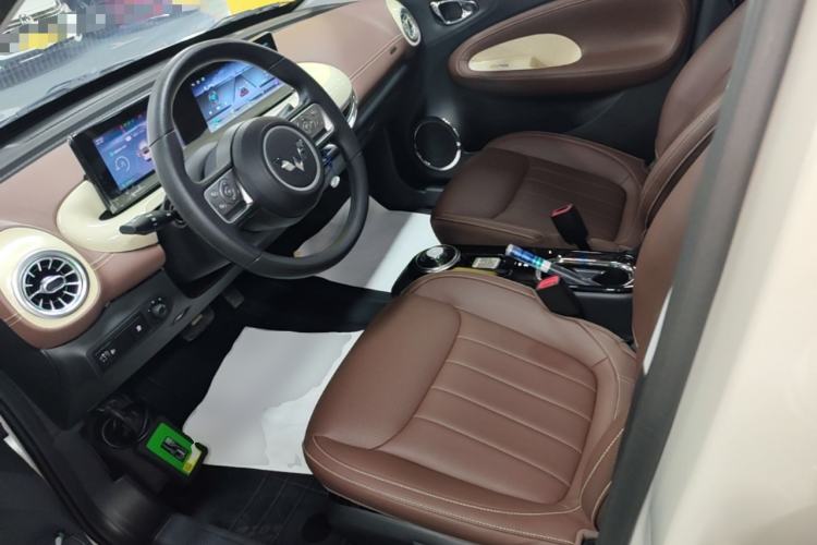 Used Wuling Bingo 2024 333 km Enjoyment Version Left Front Seat