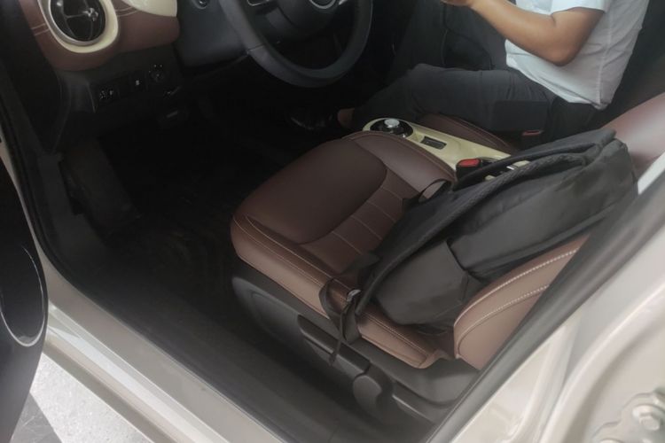 Used Wuling Bingo 2024 333 km Lingxi Connected Version Left Front Seat