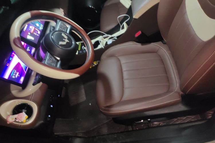 Used Wuling Bingo 2024 333 km Lingxi Connected Version Left Front Seat