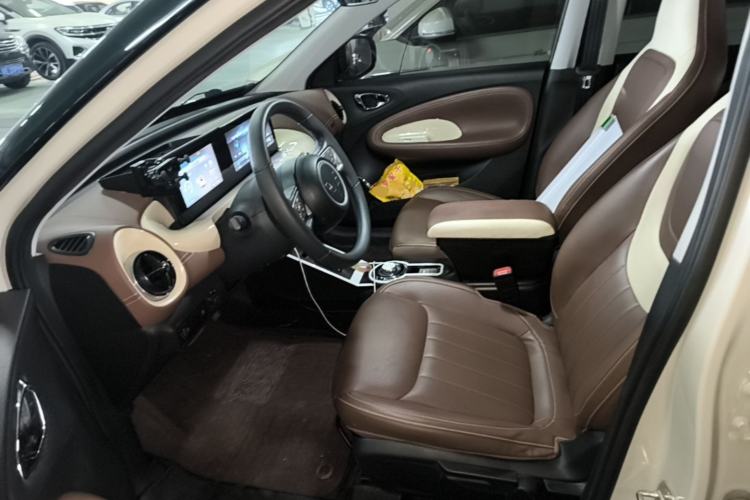 Used Wuling Bingo 2024 333 km Enjoyment Version Left Front Seat