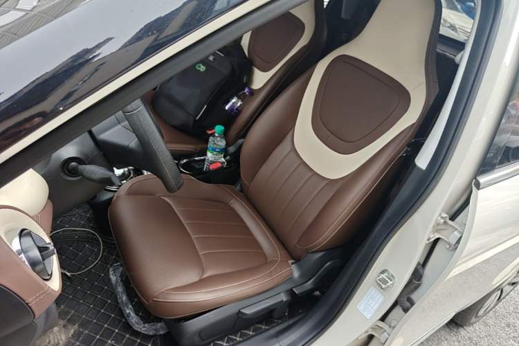 Used Wuling Bingo 2024 333 km Enjoyment Version Left Front Seat