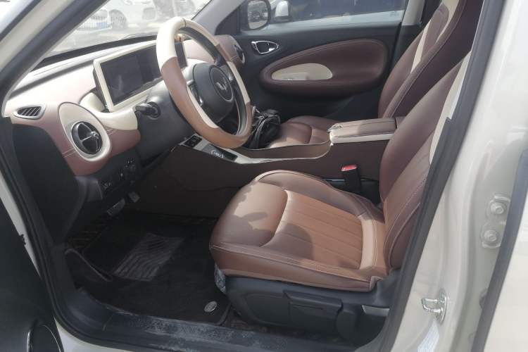 Used Wuling Bingo 2024 333 km Enjoyment Version Left Front Seat