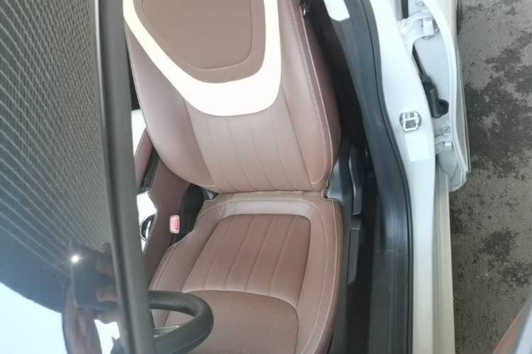 Used Wuling Bingo 2024 333 km Enjoyment Version Left Front Seat