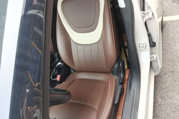 Used Wuling Bingo 2024 333 km Enjoyment Version Left Front Seat