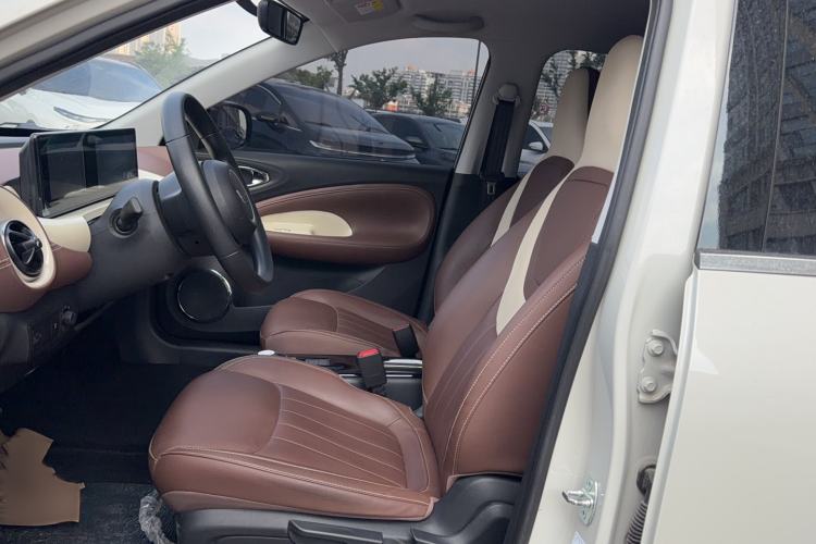 Used Wuling Bingo 2024 333 km Enjoyment Version Left Front Seat