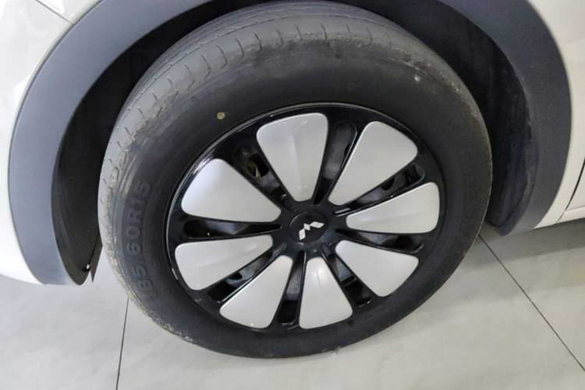 Used Wuling Bingo 2024 333 km Lingxi Connected Version Left Front Wheel Hub