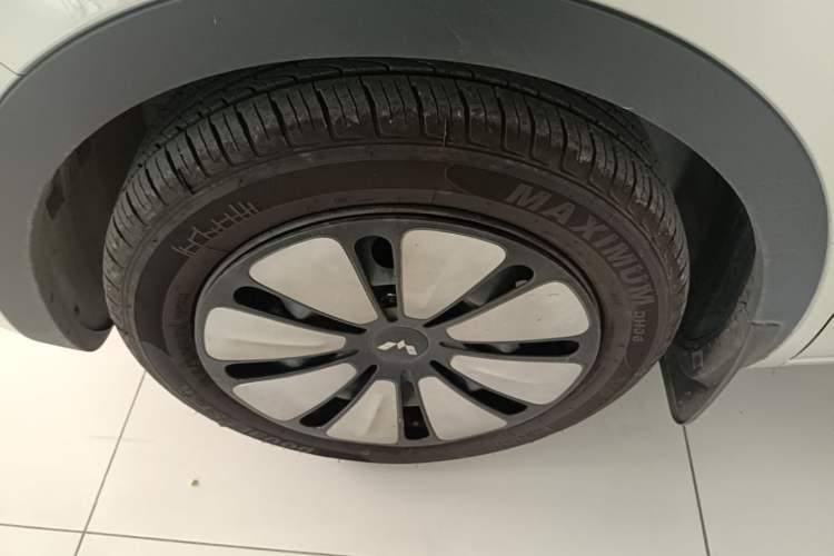 Used Wuling Bingo 2024 333 km Enjoyment Version Left Front Wheel Hub