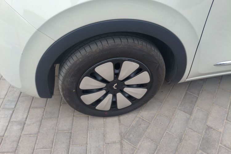 Used Wuling Bingo 2024 203km Light Edition Left Front Wheel Hub